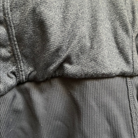 Lululemon Reversible Dance Studio Charcoal Grey Full Zip Jacket Size 8 - Picture 13 of 13